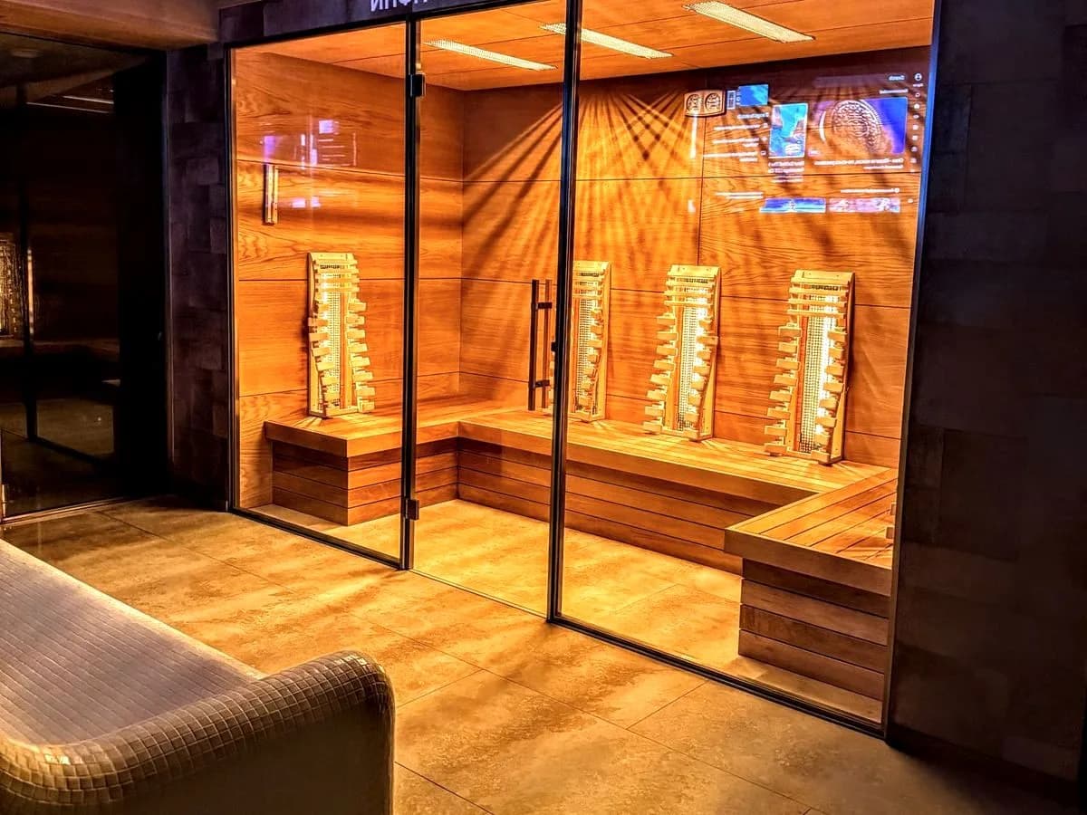 Infrared sauna